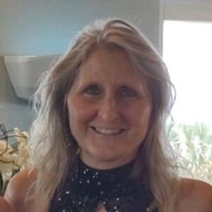 Meet your Posher, Becky